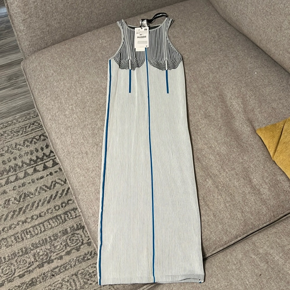Limited contour collection dress